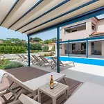 Βίλα Karina, Porec Kadumi