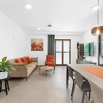 Karina, Porec Βίλα Kadumi