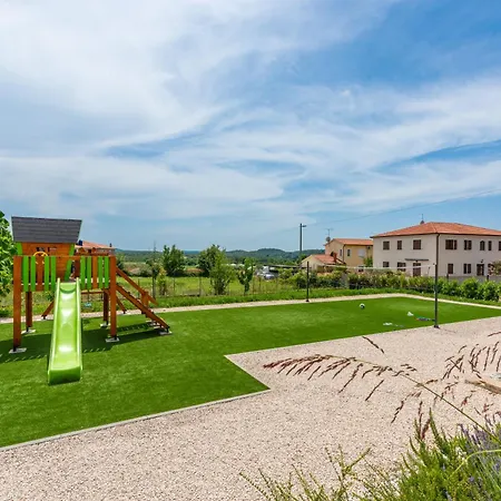Karina, Porec Villa