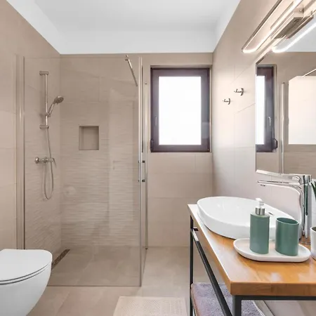 Villa Karina, Porec