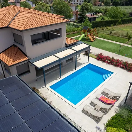 וילה Karina, Porec Kadumi