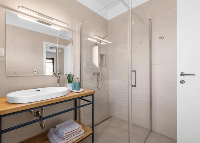Karina, Porec Villa