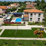 Karina, Porec *