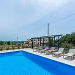 Villa Karina, Porec