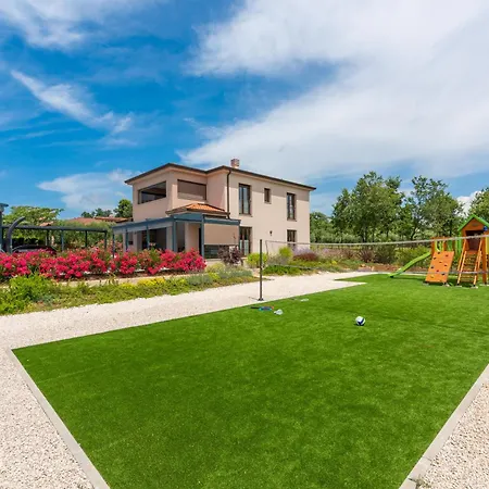 Karina, Porec Villa *