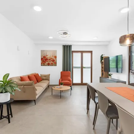 Karina, Porec Villa Kadumi