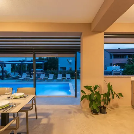 Villa Karina, Porec *